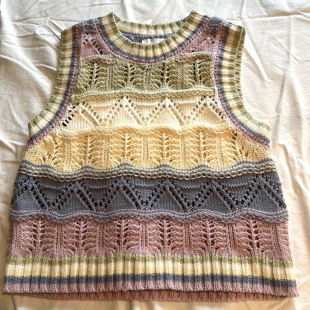 cozy knit sweater vest multi colored - JM